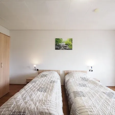 Гостевой дом Nibelungen-stubb Mit Einer Gemeinschaftskueche *