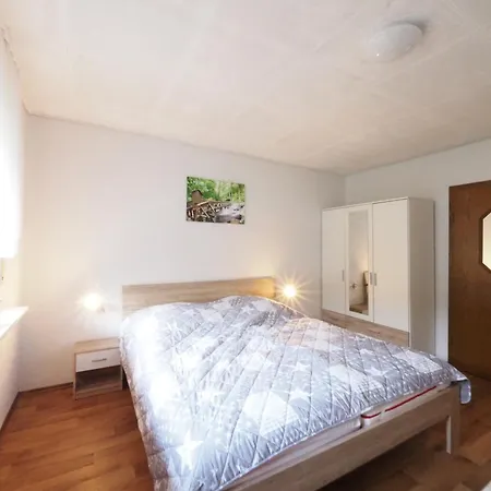 Nibelungen-stubb Mit Einer Gemeinschaftskueche Lautertal (Odenwald)