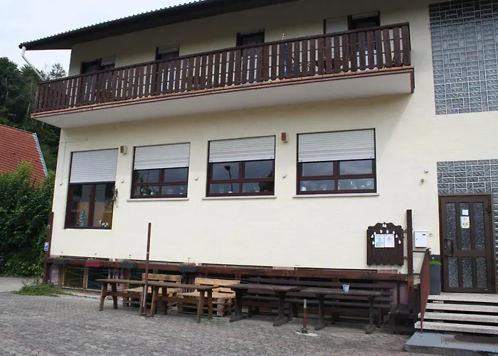 Nibelungen-stubb Mit Einer Gemeinschaftskueche