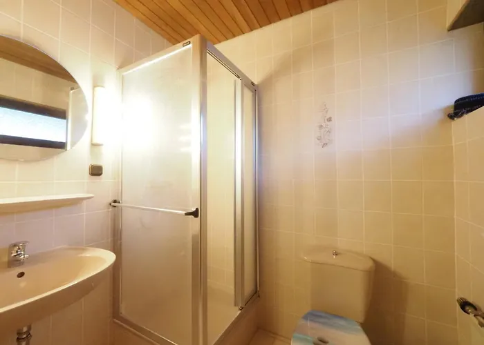 Vendégház Nibelungen-stubb Mit Einer Gemeinschaftskueche Lautertal