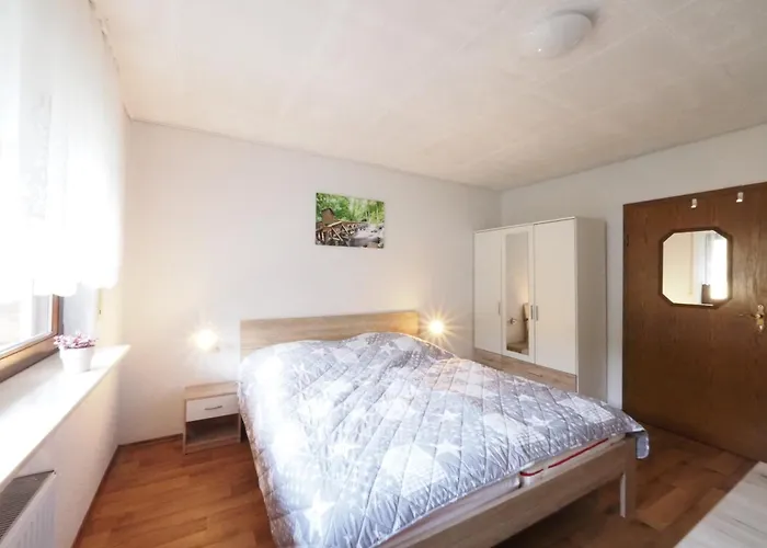 Nibelungen-stubb Mit Einer Gemeinschaftskueche Lautertal